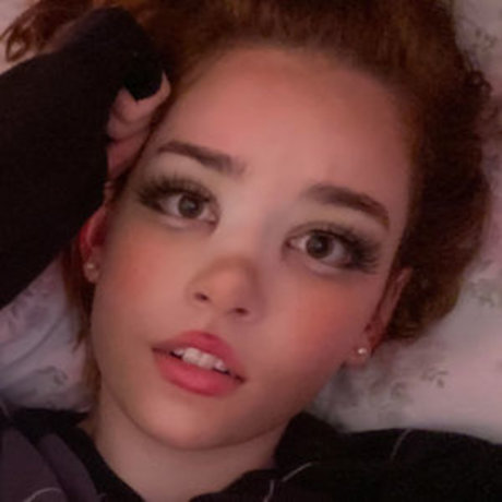 HinaToy naked actress pics