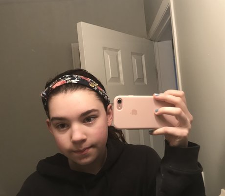 HinaToy model art picture