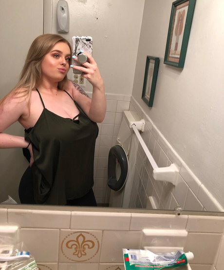 playwithtayyy actress pictures