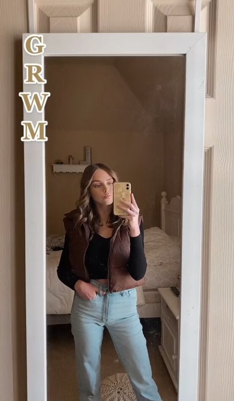 Lauren Mae nudes actress photo