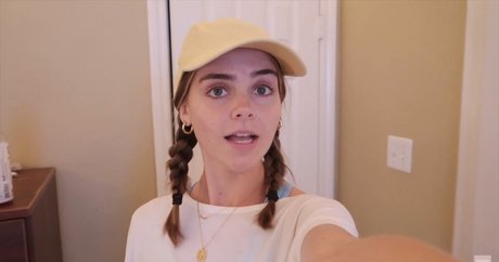 Lauren Mae star nice pic