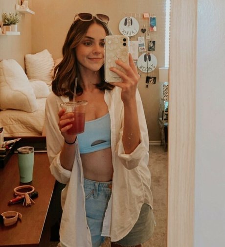 Lauren Mae model porn photo