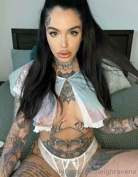 leighravenx pretty star photo