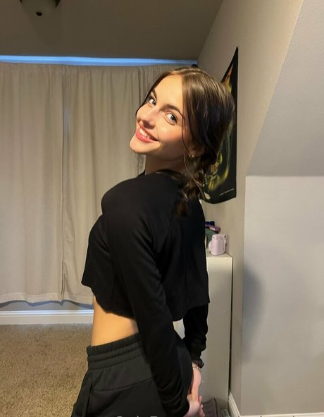 kinsleyalyse best pornstar picture