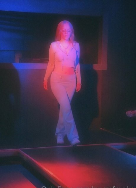 azurefreaks hot pornstar archive