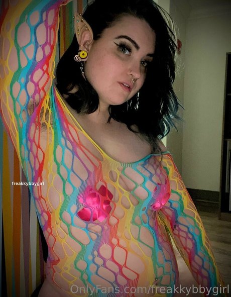 freakkybbygirl model hd pictures