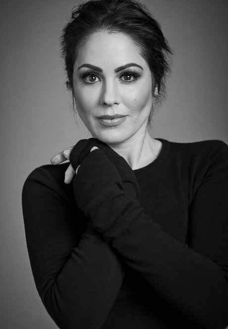 Michelle Borth model nude photos