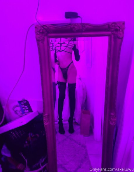 twinku xxx model archive