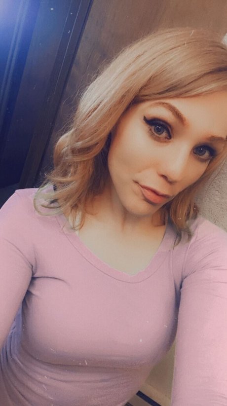 Nicole Golomski porn actress picture