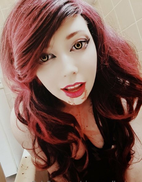 vixxenvalkyrievip erotic star image