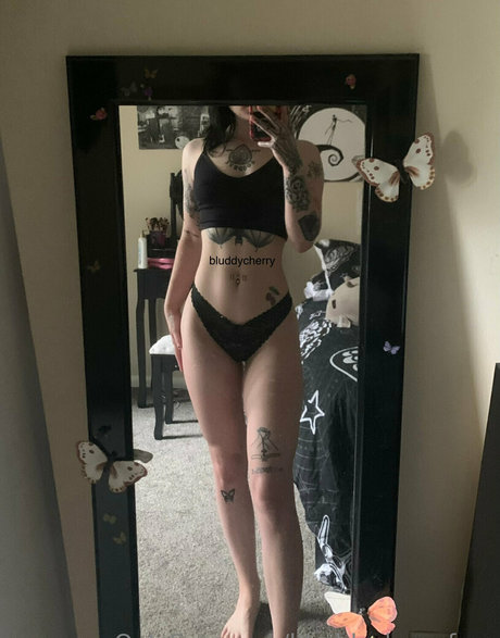 bluddycherryfree hd star images