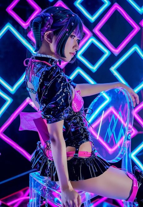 Hitsuji Negoto star art photos