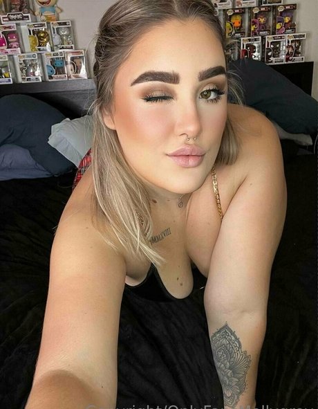 itsmollygrey model xxx photos