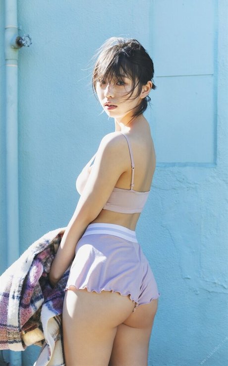 Kikuchi Hina nice pornstar image