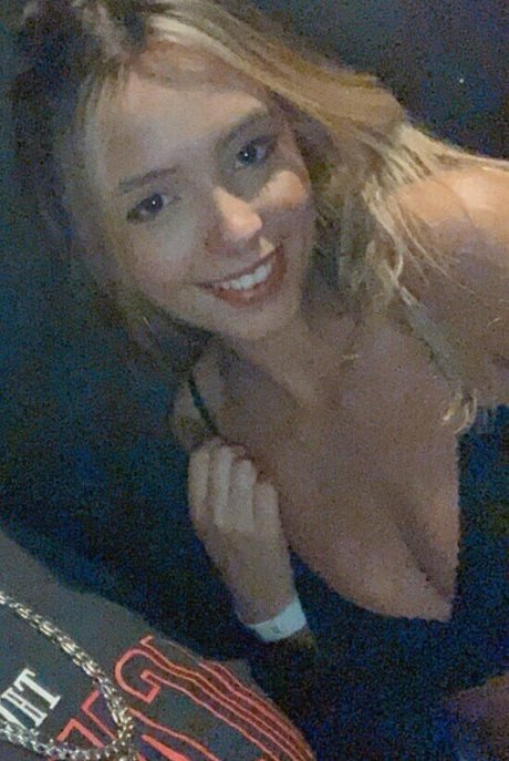 Calistah hot pornstar galleries