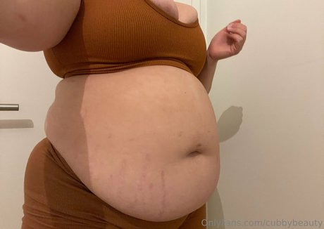 cubbybeauty art actress pic