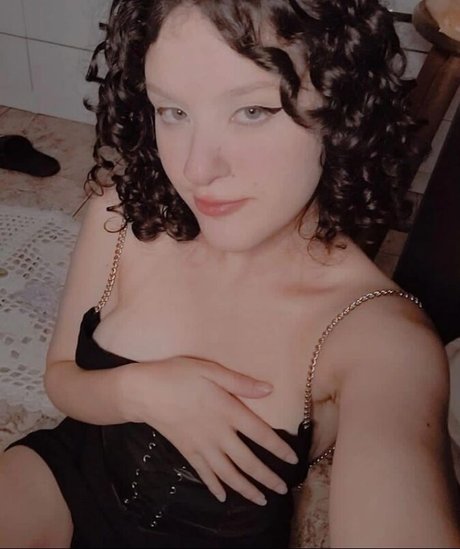 Ellen Maysa star high quality pics