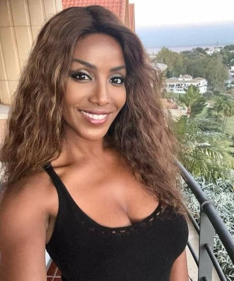 Ainett Stephens pornstar art image