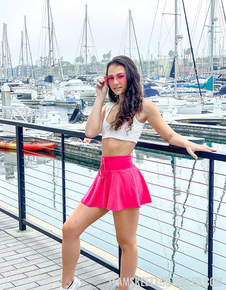 Liz Jordan hd star pictures