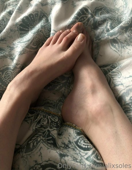 alixsoles adult actress photos