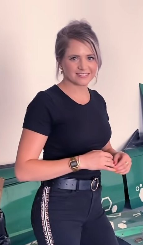 Collete Davis porn model pic