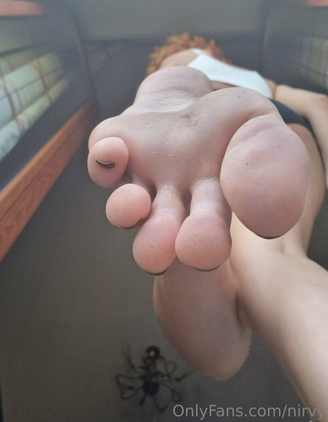 Nirvy nude pornstar pics