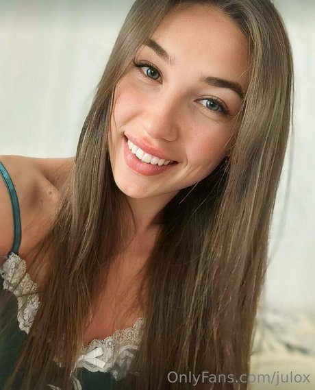 julox porn actress photos