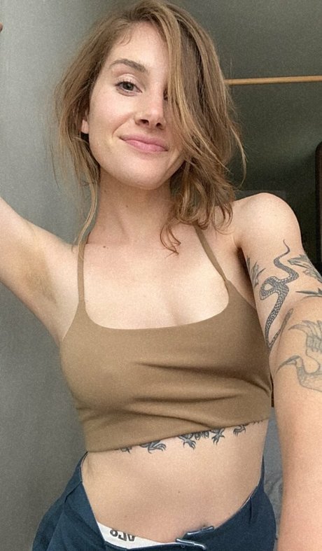 Josiexmoon adult model pictures