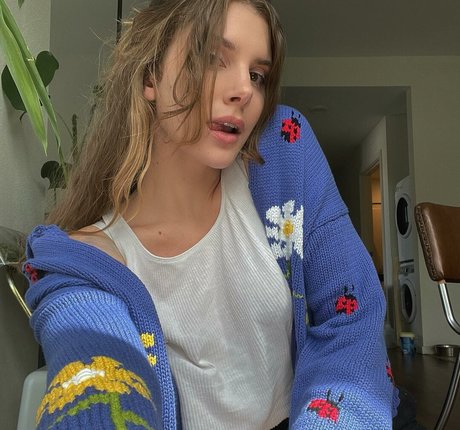 Josiexmoon top pornstar photo