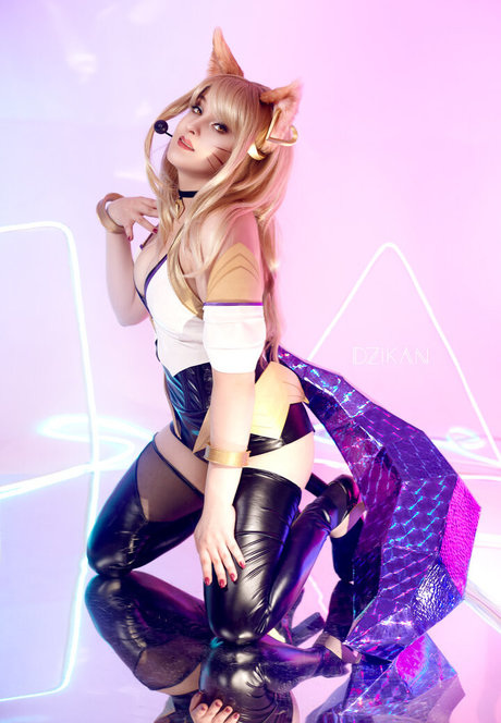 Dzikan pornographic star photos