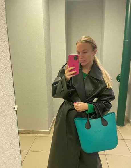 aislinxxxmodel pornstar images