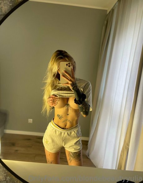 blondebeautyyulia sex pornstar pic