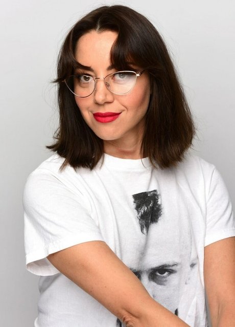 Aubrey Plaza adult star pics