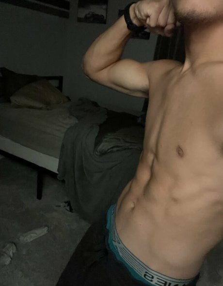 coolestdude898 porn star image