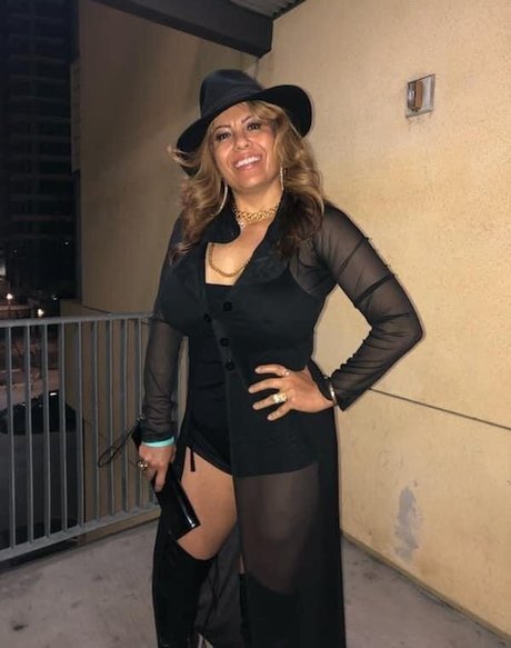 Mexymilf pornstar high quality pics