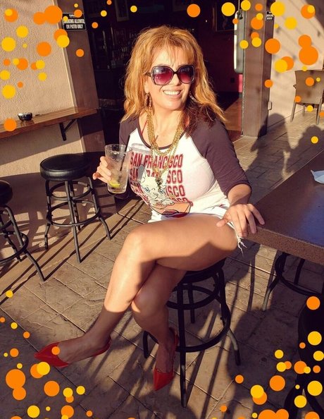 Mexymilf nice actress pics