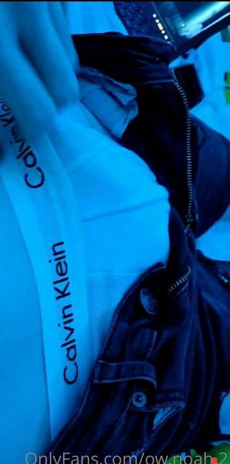 ow noah 2 nudes model gallery