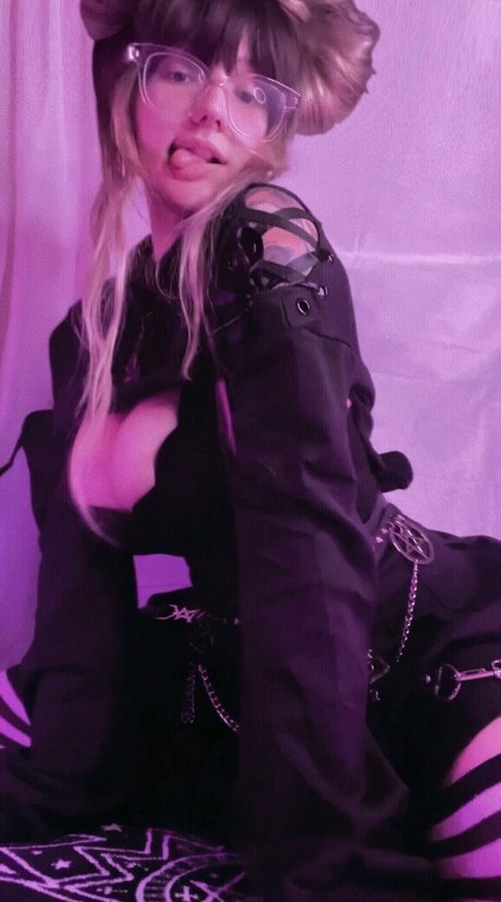 lewdfaerie perfect actress pic