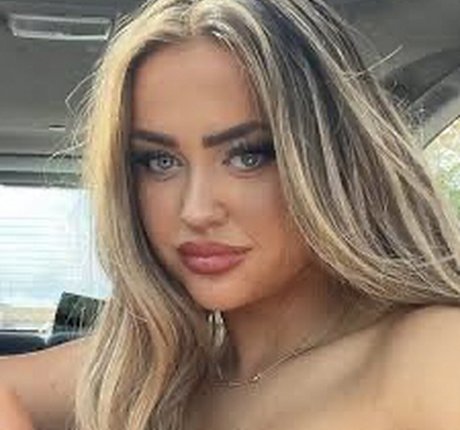 Laura Bianca thumbnail