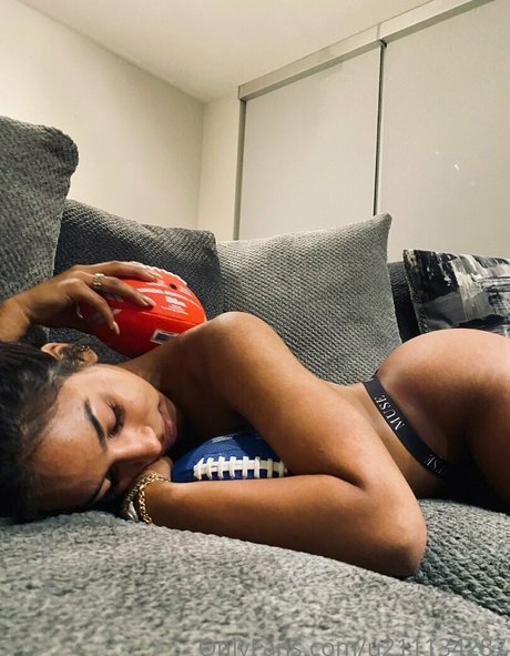 virginasanhousefree porn actress img