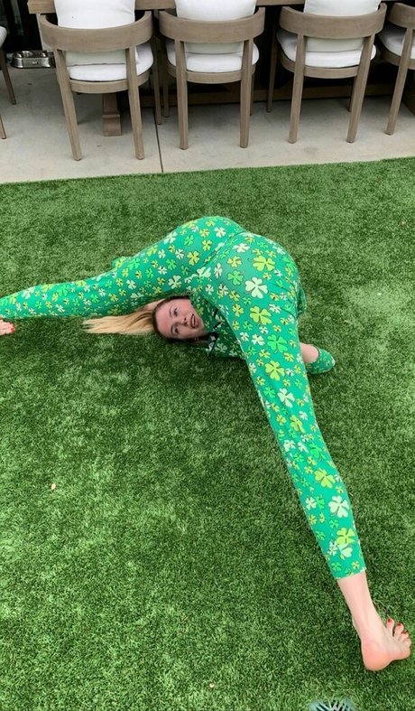 Ireland Baldwin pornstar art img