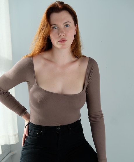 Ireland Baldwin pornstar sexy pictures