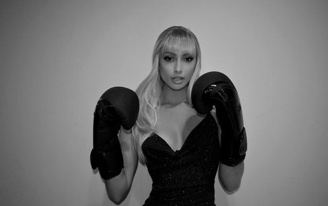 nadiastrikesagain perfect pornstar image