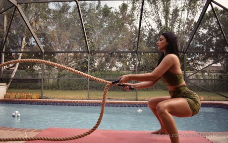 nadiastrikesagain sexy star image