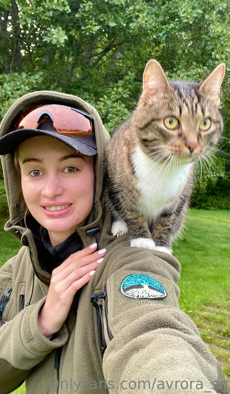 Avrora sg model nudes picture