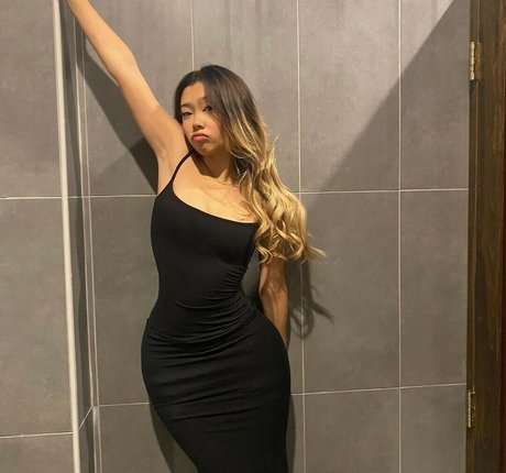 Ivy Erino pornstar exclusive pic