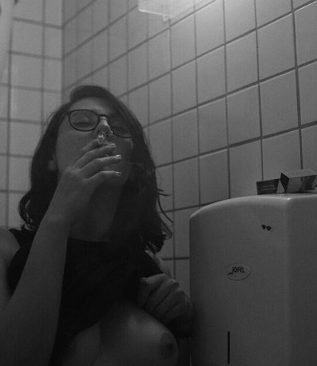 Carrenopol naked pornstar archive