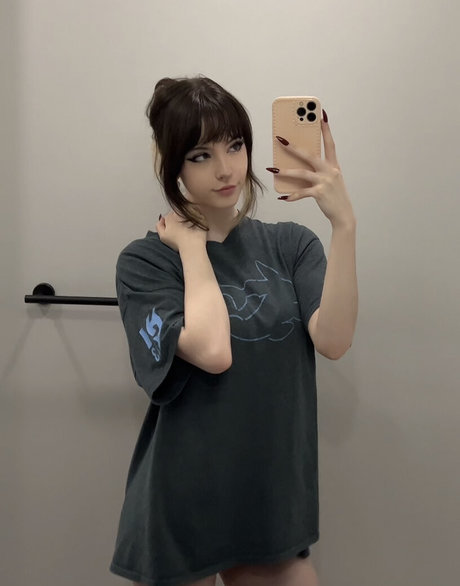 centerfold onlyfans free xxx pics