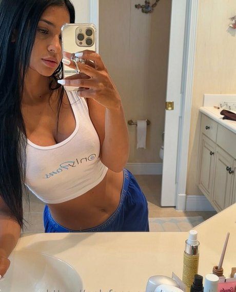 chubby asian onlyfans free nude archive