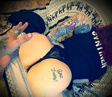 mingnaa pornstar pretty photos